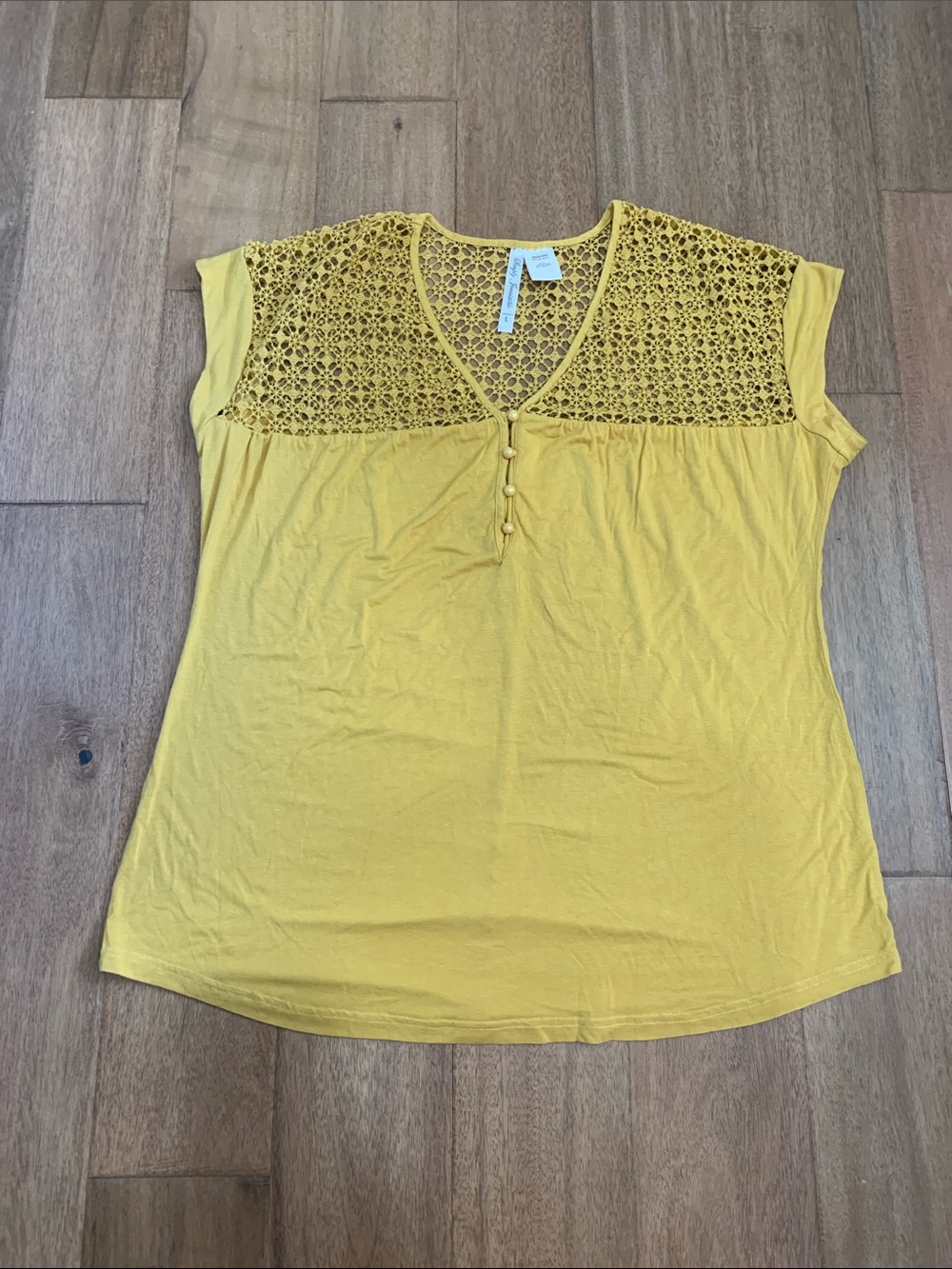 Crochet Yoke Short Sleeve Top - Yellow